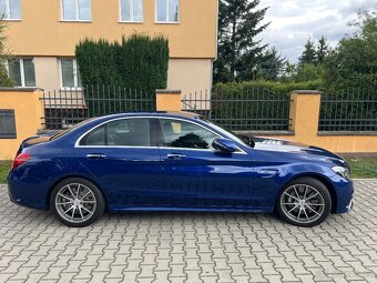 Mercedes Benz C63 AMG - 3