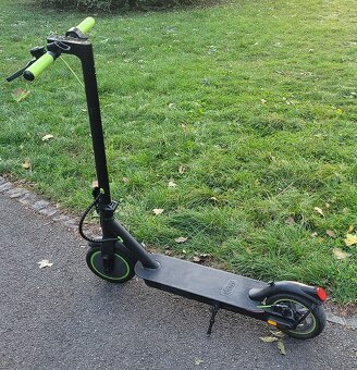 výkonná elektrokoloběžka City Boss RS350 - 3