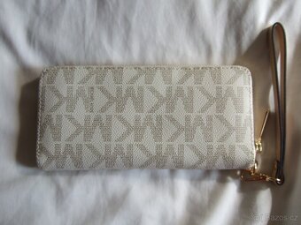 Peněženka. - 3