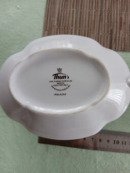 Bílý porcelán retro ,značený - 3