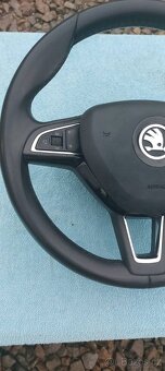 Prodam tříramenný kožený Volant Multifunkční ± Airbag  Škoda - 3