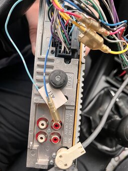 Autorádio Sony Xplod CDX-GT410U - 3