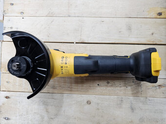 DeWALT DCG409VS + batt + nabíječka + kufr - 3