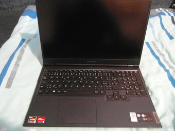 Prodám herní notebook Lenovo Legion 5 15ACH6A černý/modrý - 3