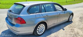 BMW 318d Díly - 3