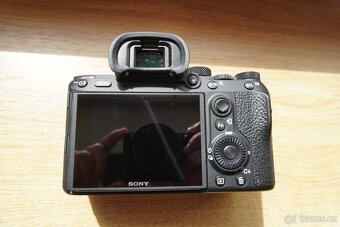 Sony A7 III tělo - 3