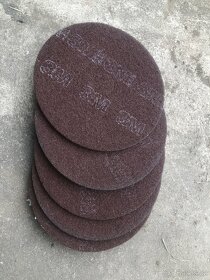držák padů Nilfisk 50 cm s hnědými pady 3M - 3