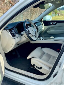 VOLVO XC60 B4 AWD nafta , Instripction,webasto, - 3