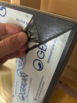 Okno PVC Gealan 615x1435MM, antracit/bílá, trojsklo Ug=0.5 - 3