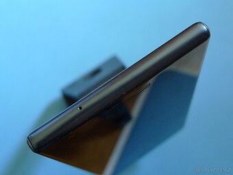 Blackberry Motion - 3