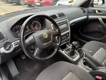 Pronájem vozů Škoda Octavia II Facelift Autopůjčovna - 3