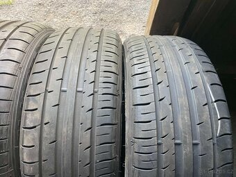 Letní pneu Falken 215/50 R18 90% -krásné - 3