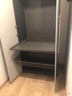 moderní skříň PAX - 3