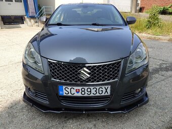 Suzuki Kizashi 2.4 AWD CVT - 3