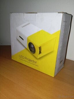 🎥 Mini LED projektor – jako nový, včetně krabice - 3