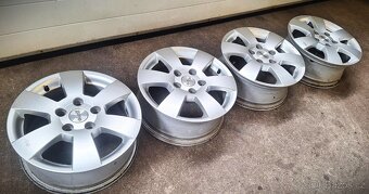 Alu disky Škoda 15" – 5x112 – velmi dobrý stav + ventily - 3