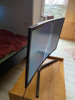 Prodám na ND Smart TV Samsung Qled 4K krásna a Monitor - 3