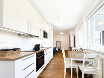 Pronájem bytu 2+kk, 45 m2, Praha - 3