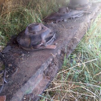 Disková sekačka Krone 285 a zánovní lis John Deere - 3