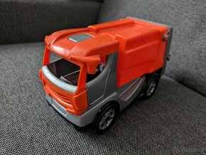 Lena Auto Truckies popeláři 25 cm s panáčkem - 3