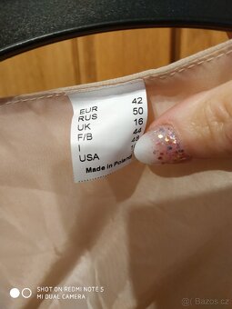 Nové zlaté, plesové šaty - 3