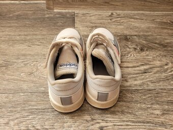 Dětské nošené tenisky Adidas, vel. 28 - 3