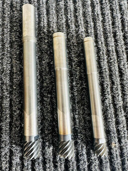 Šroubovací frézy ⌀ 16 a ⌀ 20 ( použité ) - 3