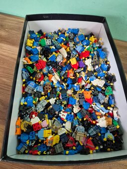 Lego figurky mix 2,3 kg - 3