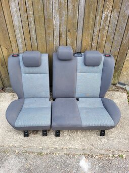 Sedačky - Ford Focus Mk2 - 3