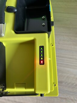Zavážecí lodička s GPS a čtyřmi komory 12000mAh - 3