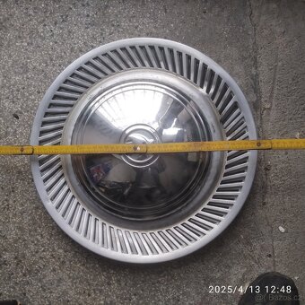 Nová sada poklic např. Škoda Lada Fiat Ford Renault aj.13" - 3