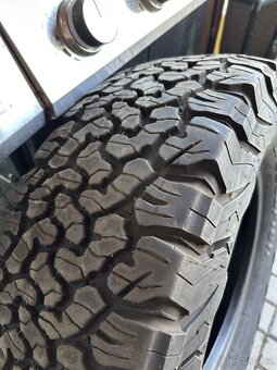 BFGoodrich All Terrain T/A KO2 265/70 R17 - 3