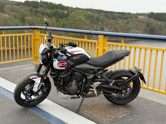 Triumph Trident Triple Tribute Edition 660 - 3