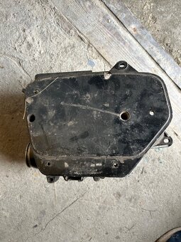ČZ 125/476 175/477 airbox - 3