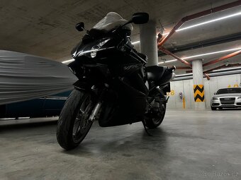 Honda VFR 800 2010 - 3