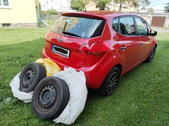 Kia Venga 1.4 BENZÍN 87000KM,KOUP.ČR,CEBIE,PO SERVISU A STK - 3