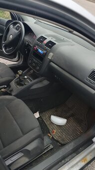Rozprodám na díly Škoda Fabia II 1.2htp 6v - 3