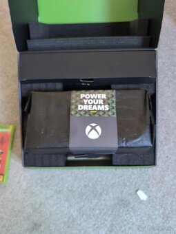 Prodám Xbox Series X 1TB - 3
