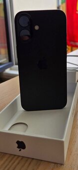 iPhone 16 128GB - 3