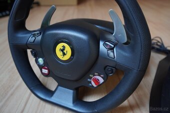 Volant Thrustmaster Ferrari 458 Italia XBOX 360 - 3