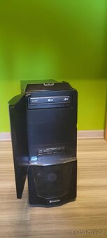 Počítač i5-3570K,gtx 1050Ti + Monitor Philips - 3