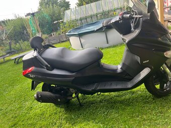 Piaggio Xevo 125 - 3