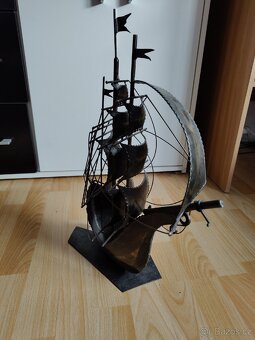 Kovová loď ( plachetnice ) - 3