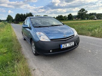 Toyota prius 2 - 3