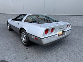 Chevrolet Corvette - 3