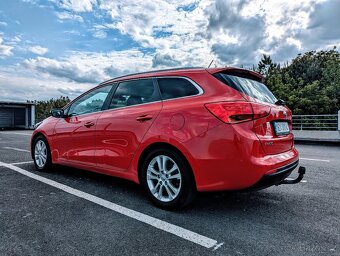 Kia Ceed kombi 1.6 GDI 99 kW Exclusive - 3