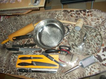 Pánev a kuchyňské potřeby - 3