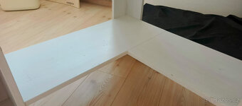 Prostorný rohový PC stůl s policemi (93x93 cm) - 3