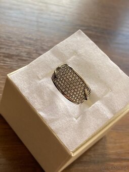 Dámský prsten z bílého zlata - 3