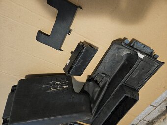 BMW E36 loketní opěrka sedan Touring coupé - 3